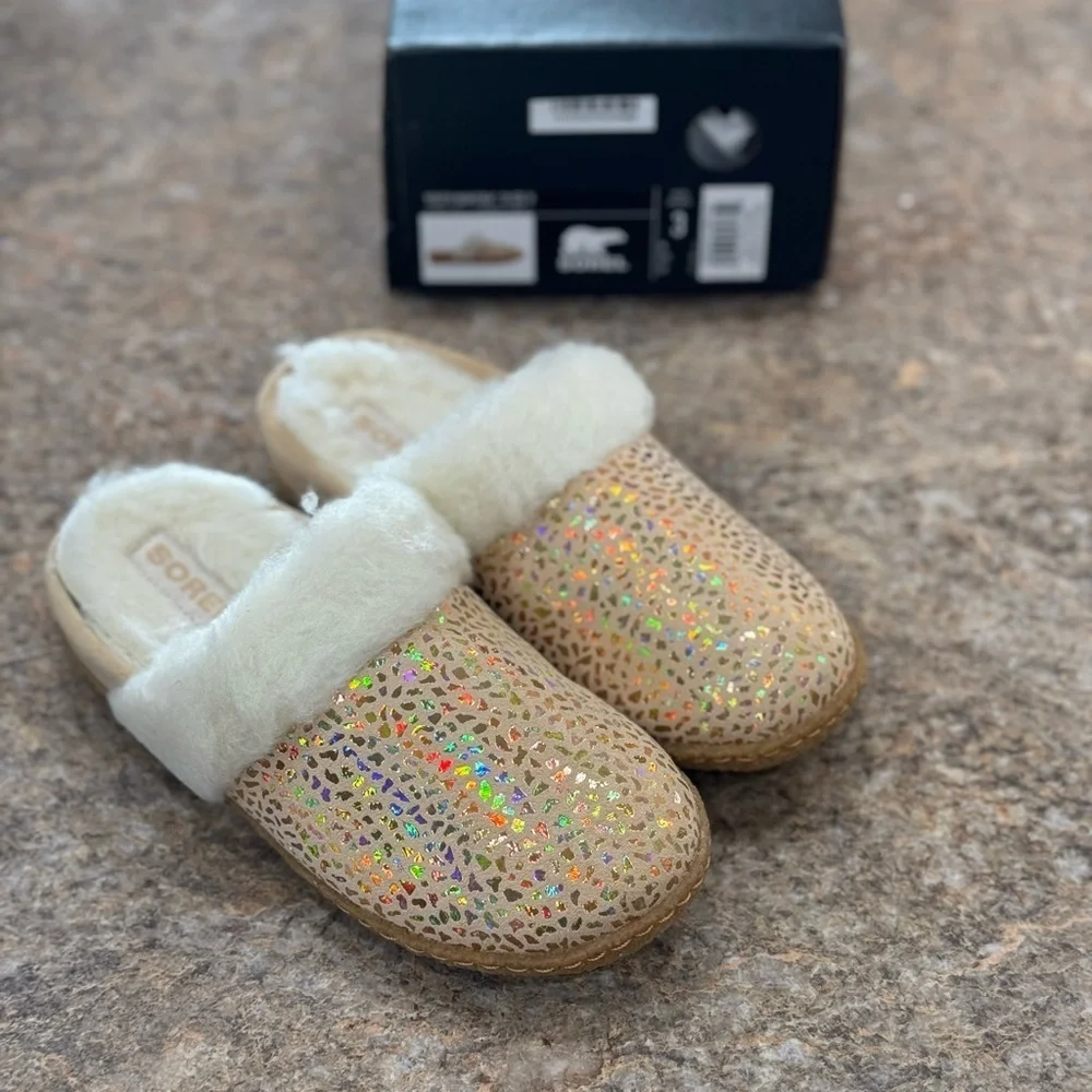 New Sorel Girls Slide Slippers